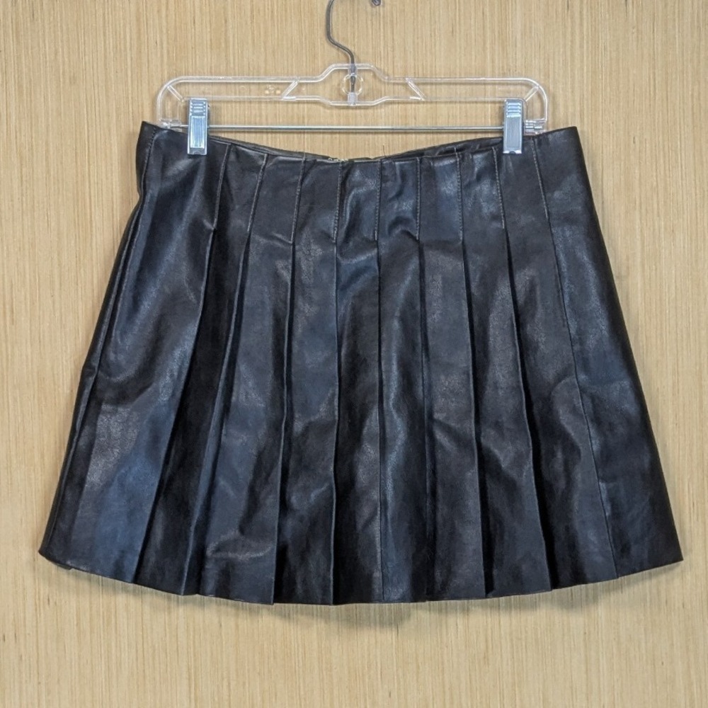VICI Faux Leather Pleated Mini Skirt Chocolate Brown Mobwife Biker Women's Large